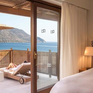 Deluxe Suite Sea View